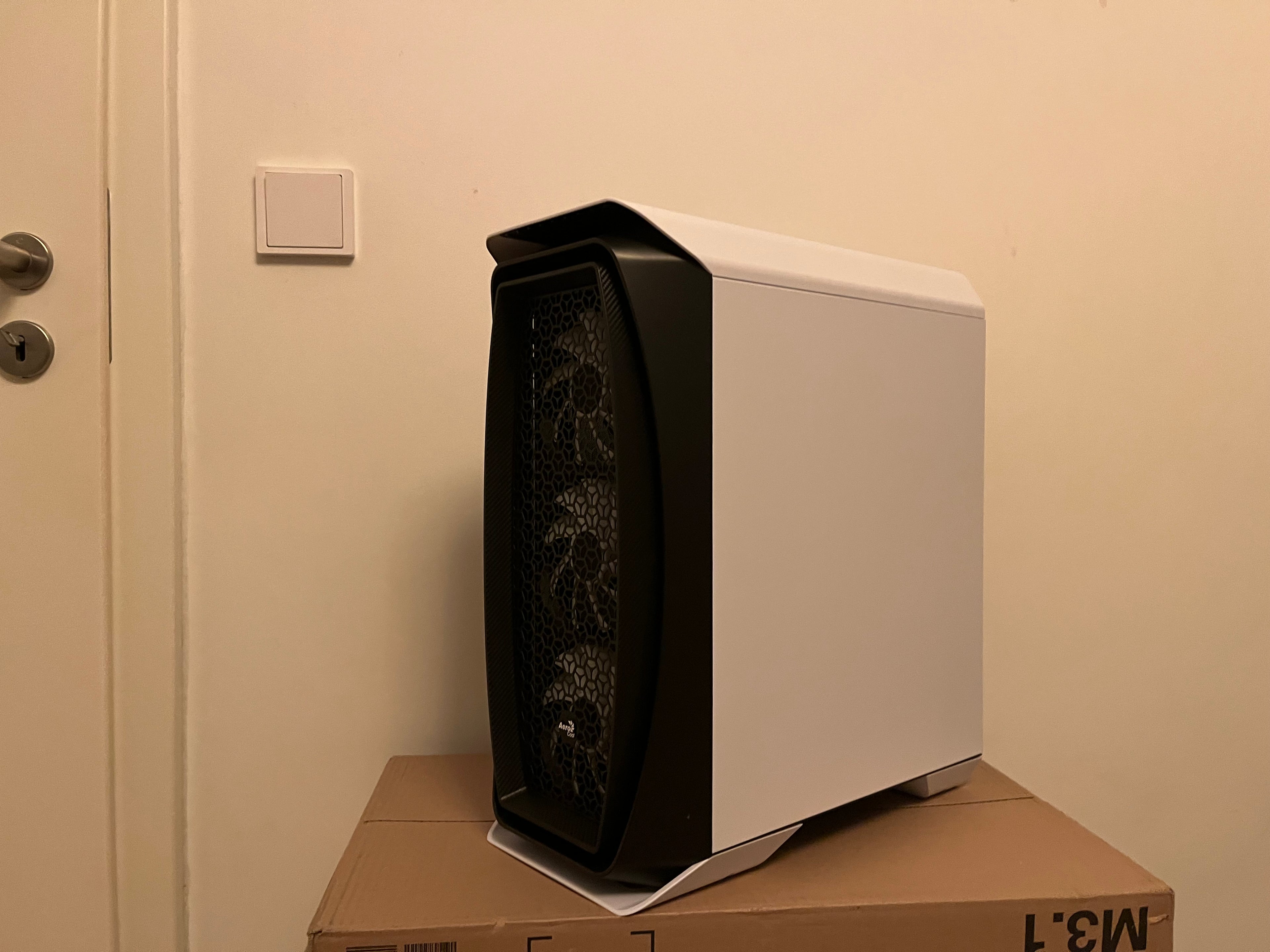 Gaming PC RTX 5060 Ti / Ryzen 5 7500f / 32GB DDR5 / 1TB NVME SSD