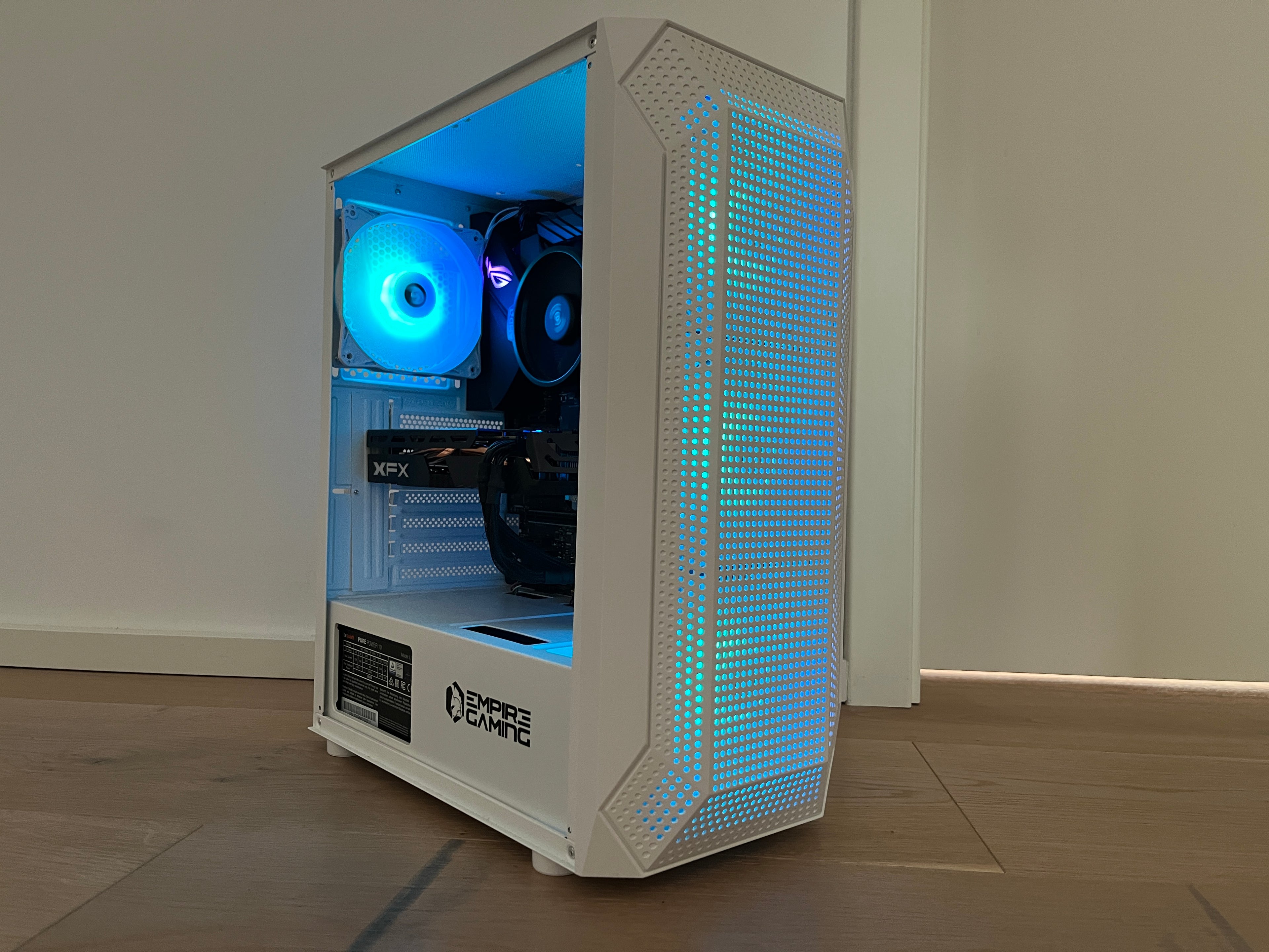 Gaming PC RTX 3070 / Ryzen 7 5700 / 512GB M.2 SSD / 16GB DDR4