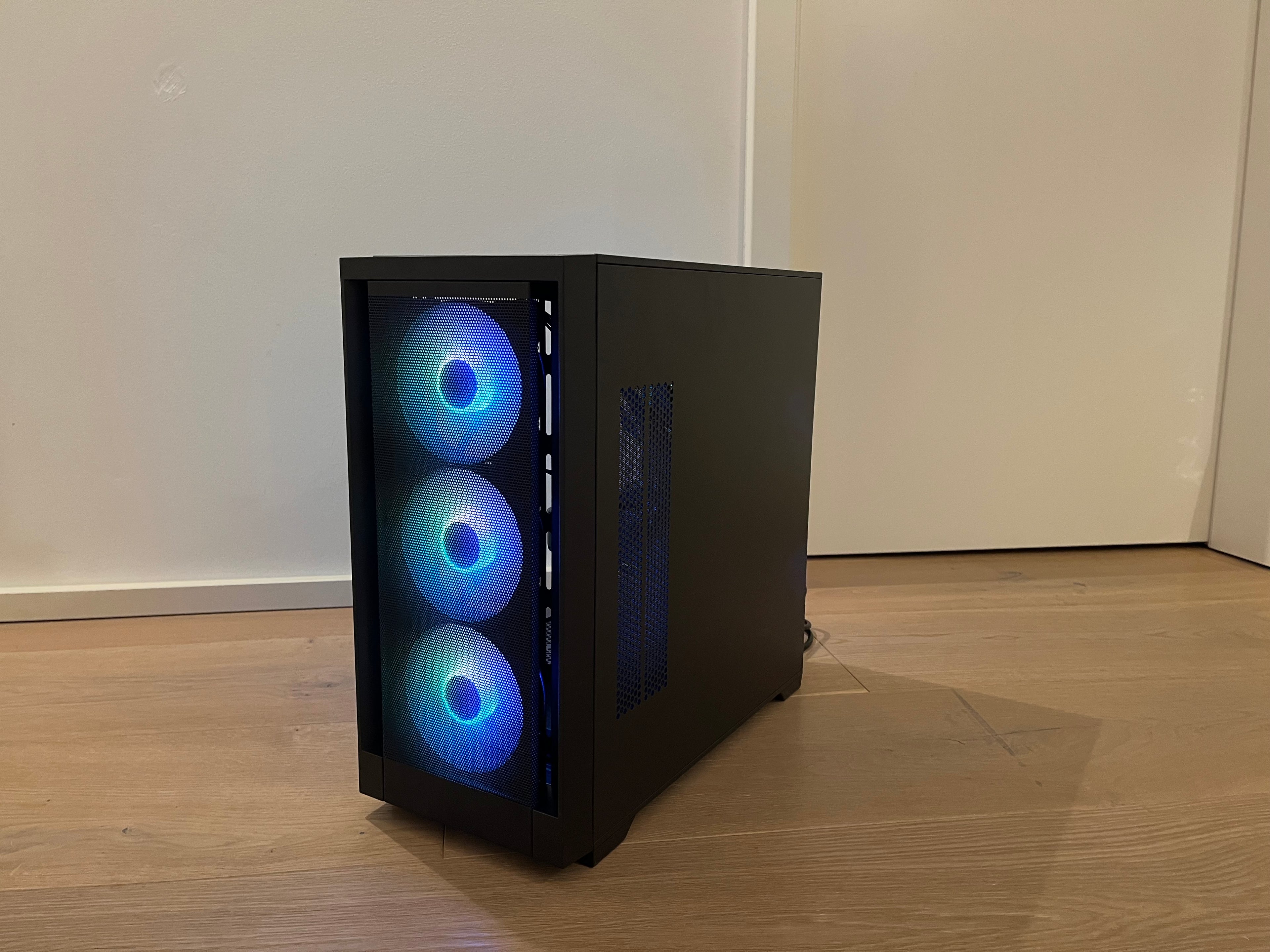 Gaming PC CompiX standart RTX 5060 TI / I5-13400F / 16GB DDR4 / 512GB M.2 SSD