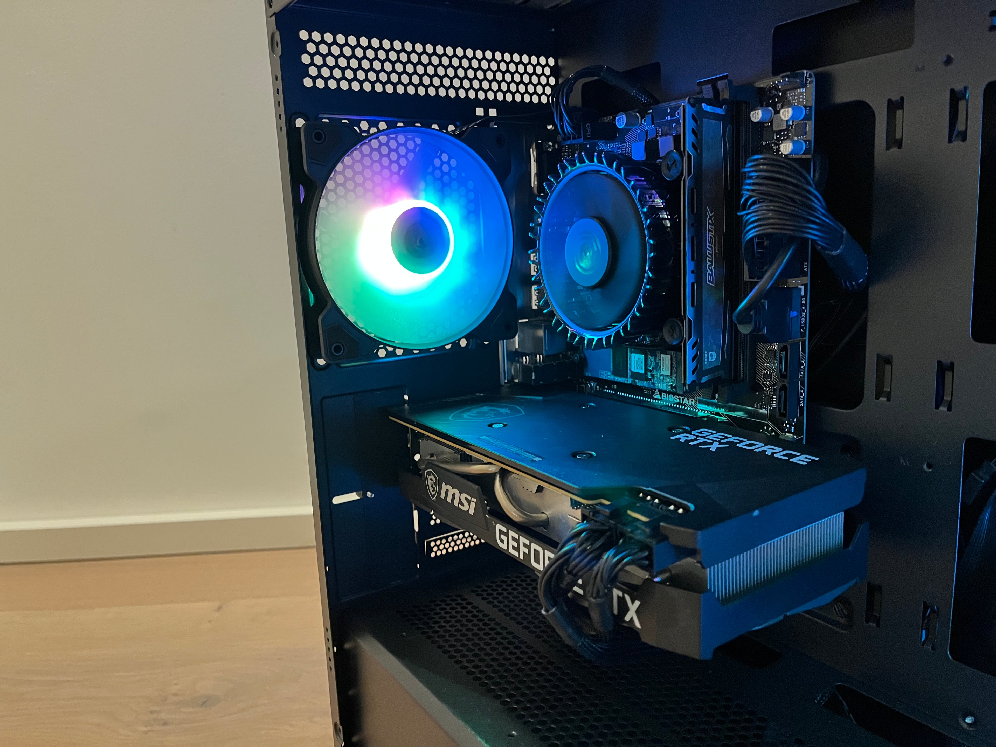 Gaming PC CompiX Lite RTX 5050 / I3-14100F / 16GB DDR4 / 512GB M.2 SSD