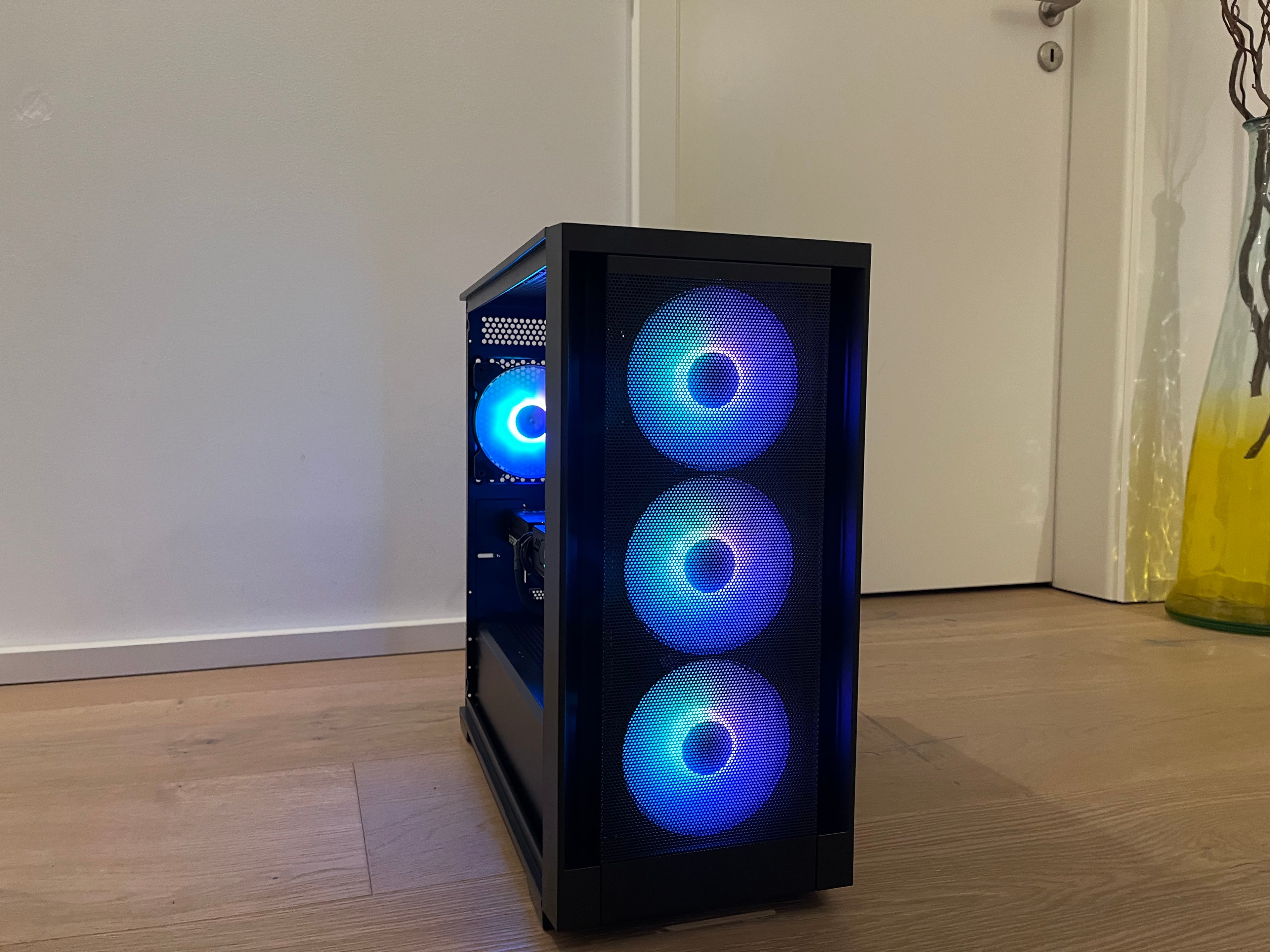 Gaming PC CompiX standart RTX 5060 TI / I5-13400F / 16GB DDR4 / 512GB M.2 SSD