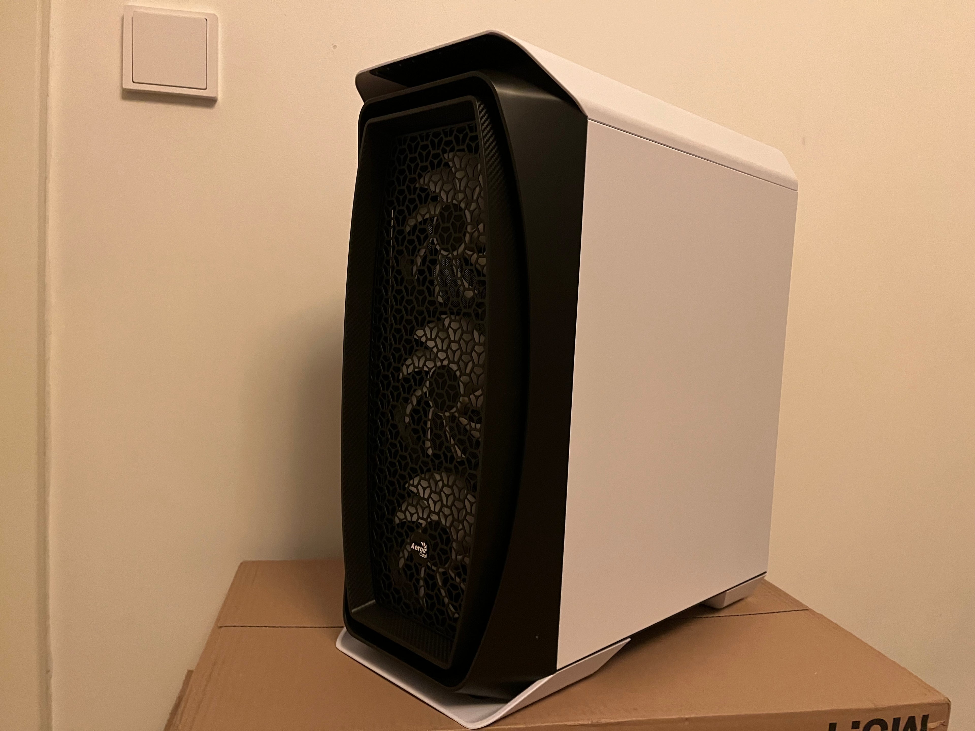 Gaming PC RTX 5060 Ti / Ryzen 5 7500f / 32GB DDR5 / 1TB NVME SSD